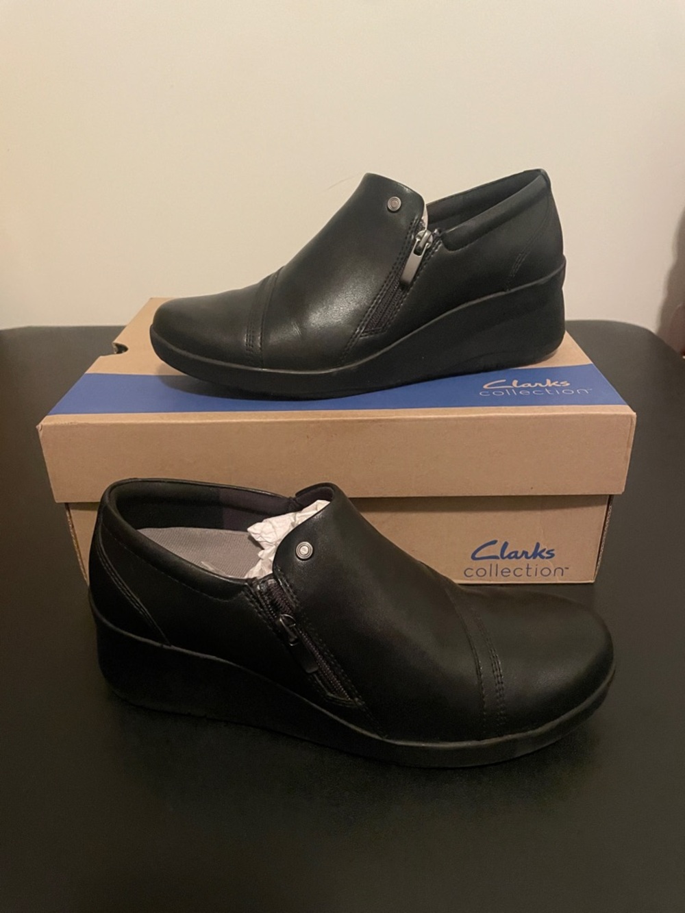 Clarks Suttyn Zip Black Leather Women’s 9 JB